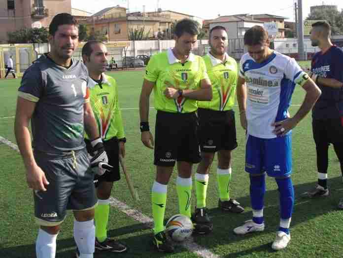 Le due squadre prima del match
