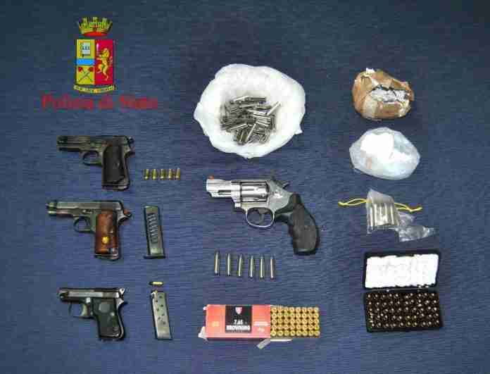 Foto Armi e droga Quattrone