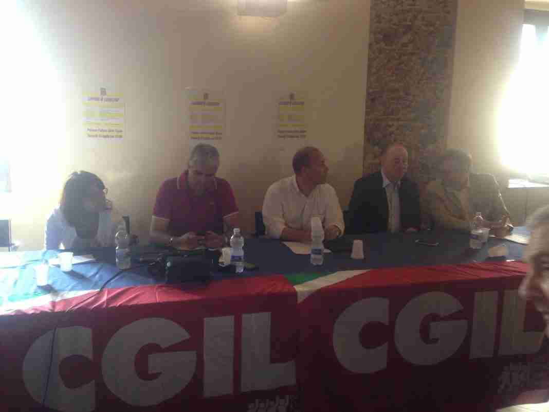 Gioia: la Cgil ha discusso di Porto, lavoro e legalità