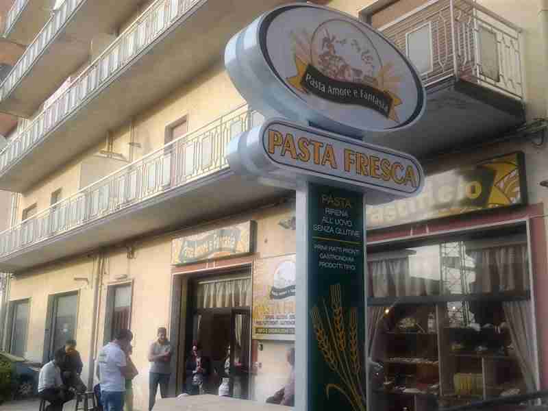 Inaugurato a Gioia "Pane Amore e Fantasia" Inquieto Notizie