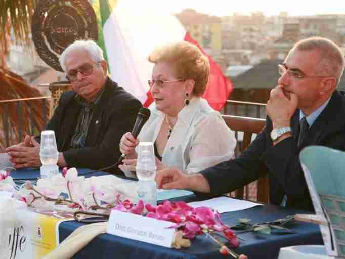 Gioia: iniziano domani i caffè letterari dell’associazione Kairòs