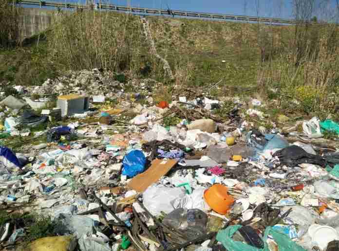 discarica abusiva