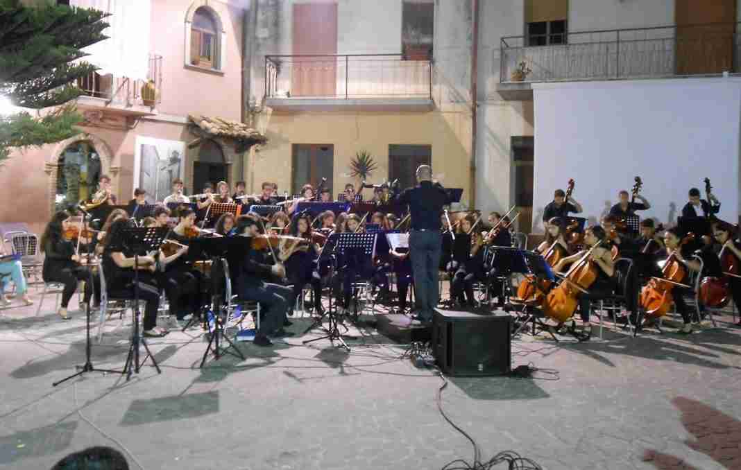 Al Piano delle Fosse “il concerto per Gioia Tauro” dell’orchestra della Calabria