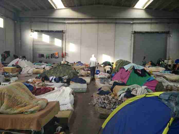 la fabbrica occupata migranti la fabbrica occupata