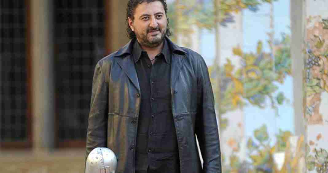 Gioia classica: domenica il concerto del chitarrista Aniello Desiderio