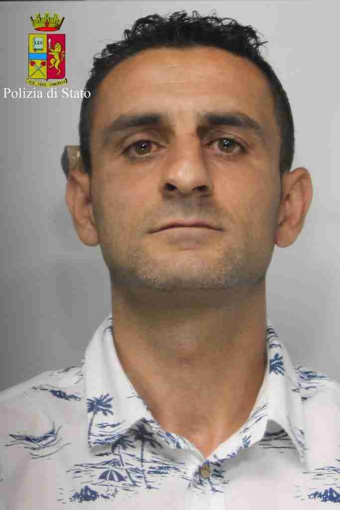 Spazio Di Libert Le Foto Delle Persone Fermate Inquieto Notizie
