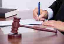 Le Camere Penali Calabresi contro l’esposizione dei roll‑up nei tribunali: “Rispettare le regole della campagna referendaria”