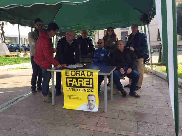 Il gazebo di Fare in piazza Duomo a Gioia Tauro