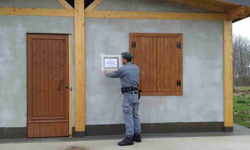 Abusivismo edilizio, sequestrato un immobile a Cittanova