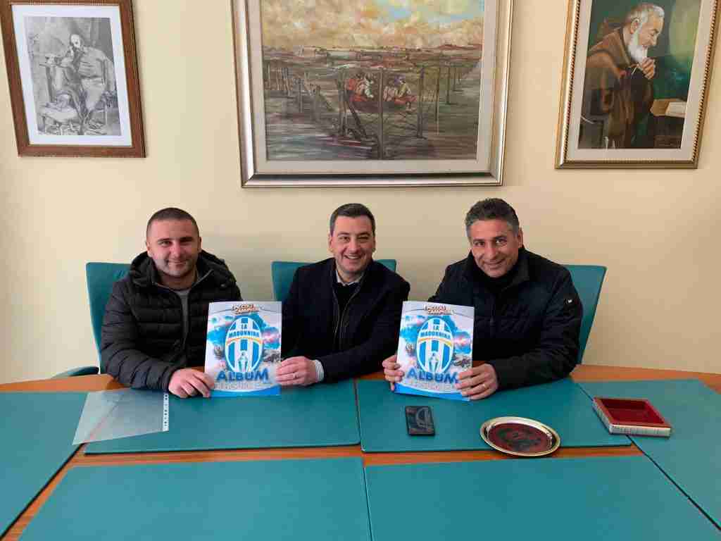 Creazzo con i dirigenti dell'associazione sportiva "La Madonnina"