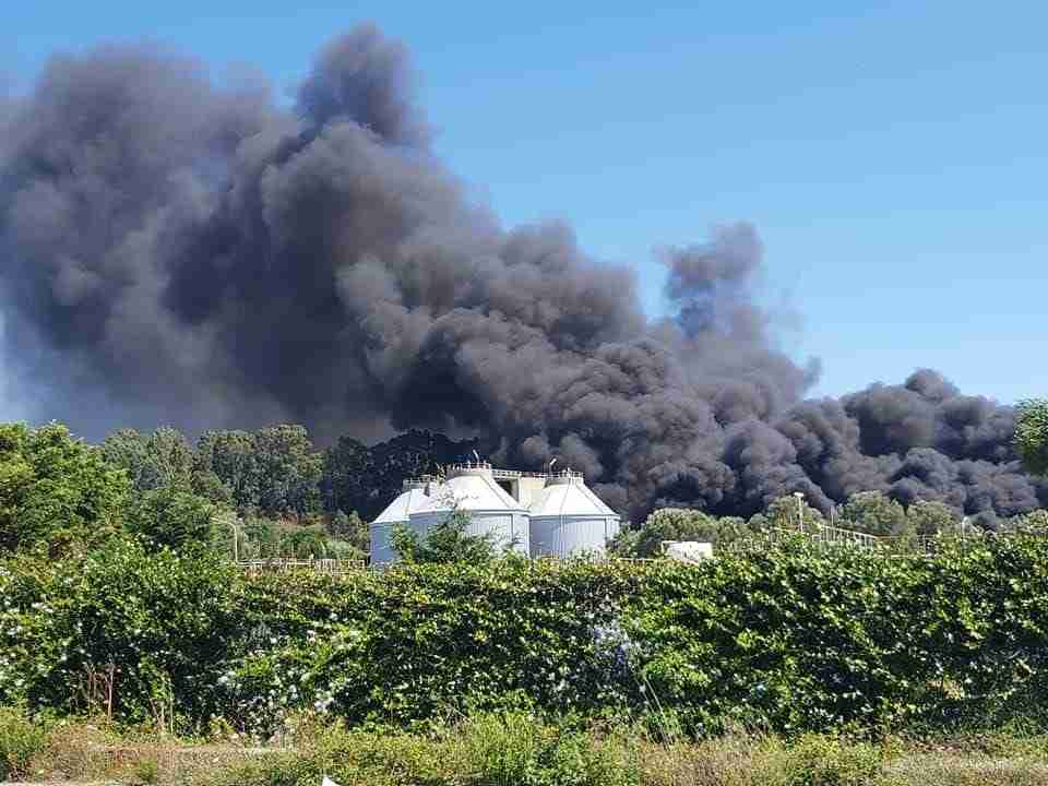 Incendio alla Iam, Iamundo (U.di.Con.): «Preoccupati per la salute degli abitanti pianigiani»