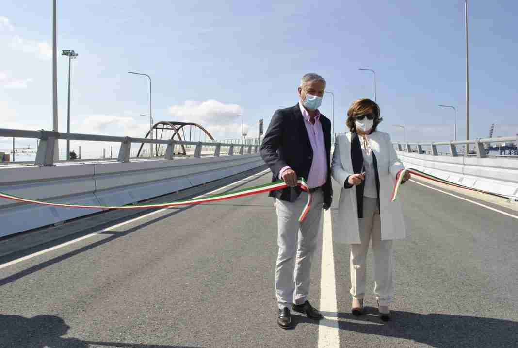 Gioia, inaugurata la nuova viabilità portuale