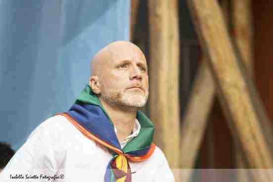 47654A00-4C58-425E-82BF-CEFACDDDCAFB