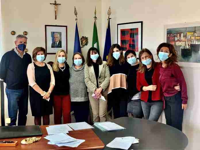 Agostinelli e le dipendenti dell'AdSp dei Mari Tirreno Meridionale e Ionio