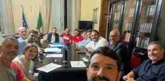 Palmi, la maggioranza: «La democrazia è al sicuro. Dall’opposizione ostruzionismo e zero proposte»