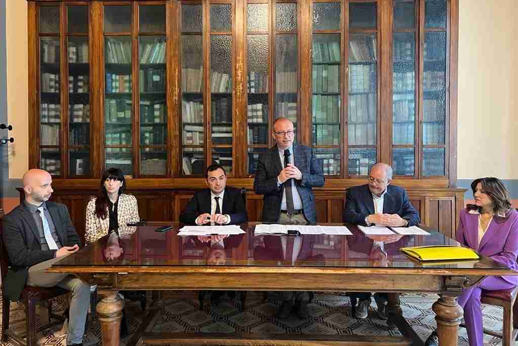 Metrocity, 24 Comuni beneficiari dei contributi: al via i progetti per il sostegno alla disabilità, spiagge accessibili e taxi sociale