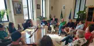 Taurianova, la Giunta incontra la delegazione di S. Martino guidata dal parroco