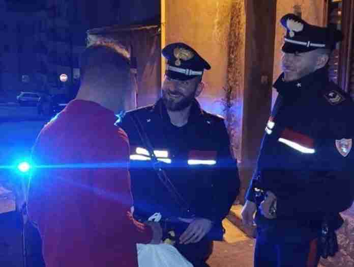 reggio-carabinieri-acquistano-medicine