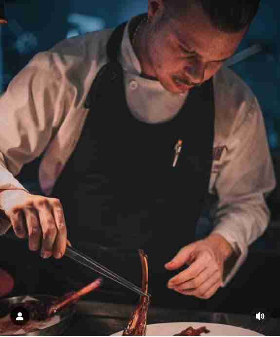 «Amo il mio lavoro, è frutto di passione e sacrifici». Intervista allo chef Andrea Agostino