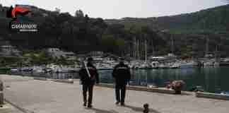 Blitz dei carabinieri alla Tonnara di Palmi: sequestrati 15 chili di pesce avariato pronto per essere venduto