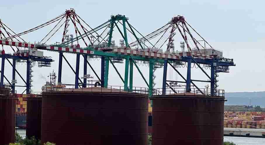 In arrivo al porto di Gioia Tauro quattro nuove gru