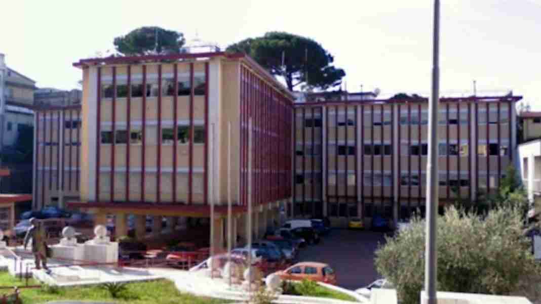 Polistena, il Consiglio comunale revoca la cittadinanza onoraria a Mussolini