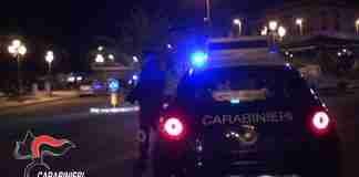 S. Ferdinando, danno fuoco a un’auto e scappano: due denunce