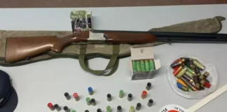 Sorpreso mentre va a caccia con fucile clandestino e senza porto d’armi: arrestato un reggino