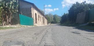 Viabilità, via Aracri percorribilità “indecente”