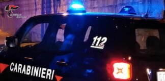 Controlli dei carabinieri nella Piana: fermati tre giovani in possesso di coltelli e sfollagente