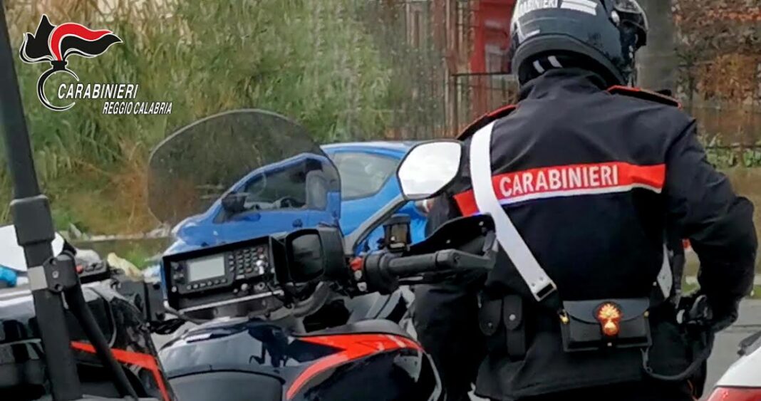 Molesta l’ex compagna e incendia l’auto, denunciato e ammonito un uomo di Laureana