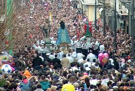 Un Rito Secolare in Scena Globale: L’Affrontata