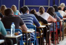 Notte Prima degli Esami