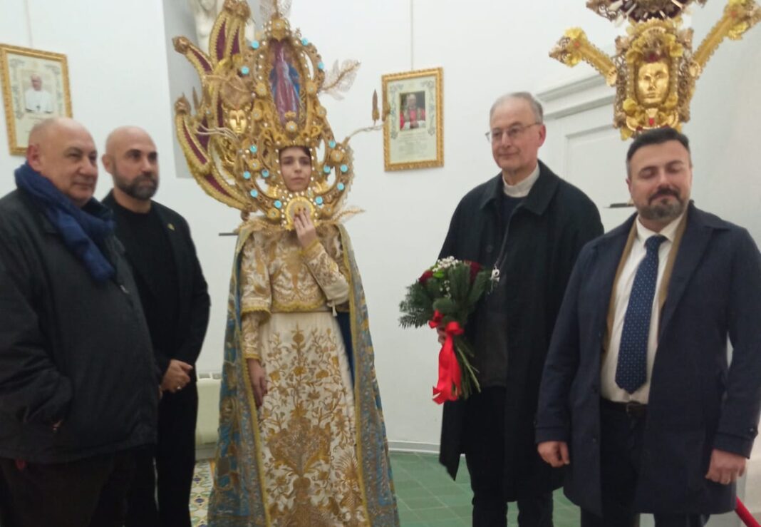 Polistena celebra “SIMULACRUM”: l’arte sacra di Giuseppe Fata tra fede, simbolo e identità calabrese