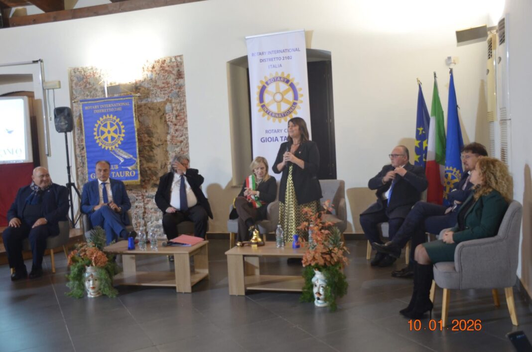 Gioia Tauro inaugura il “Festival del Mediterraneo”: arte, dialogo e identità nel cuore della città