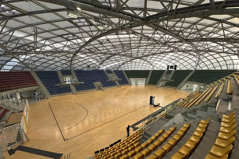 Inaugurato a Lamezia il nuovo Palazzetto dello Sport: al via la Final Four di Coppa Italia di futsal