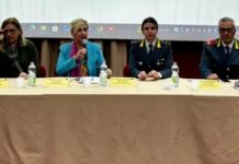 Legalità e istituzioni a scuola: la Guardia di Finanza incontra gli studenti del “R. Piria” diRosarno