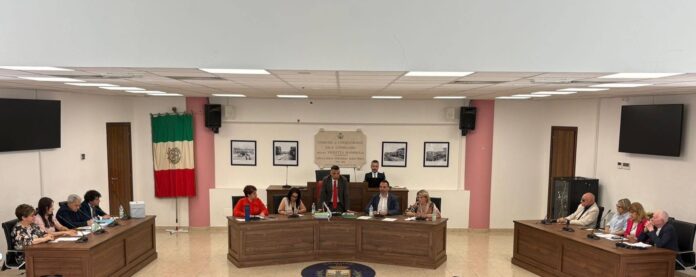 Primo consiglio comunale Cinquefrondi 07062026