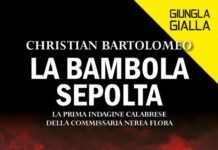 Christian Bartolomeo presenta “La Bambola Sepolta”: a Gioia Tauro debutta la commissaria Nerea Flora