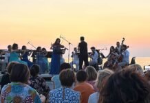 Il suono dell’alba incanta Locri: musica, mare e bellezza nel concerto di mezz’agosto