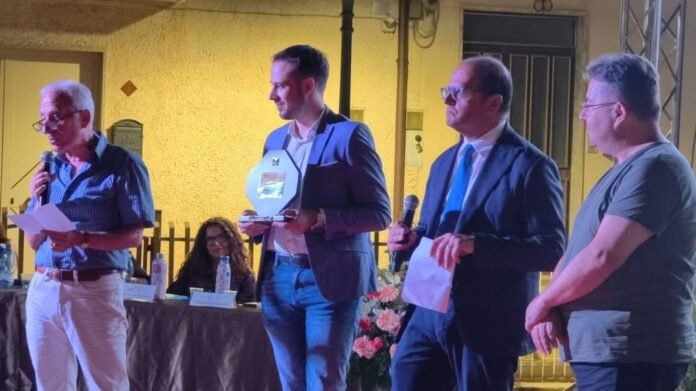 DE LUCA PREMIAZIONE