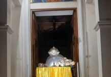 Santa Chiara, a Palmi una notte di profonda spiritualità davanti all’Eucaristia