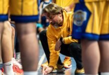 Palmi, c’è chi guida la rotta: Coach Tullio De Santis ancora in gialloblù 812781718 122206244036434612 2822616840167612187 n