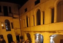 Oppido M. a Palazzo Grillo la letteratura incontra la musica: grande partecipazione per“Confessioni di un malandrino”
