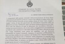Gioia Tauro, la Giunta Comunale esprime solidarietà alla Sindaca Simona Scarcella e chiede interventi immediati al Ministero dell’Interno