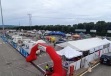 Grande successo per la 4a Mostra Scambio del Vespa Club Rizziconi la passione vince anche sul maltempo whatsapp image 2026 09 20 at 20.45.51(1)