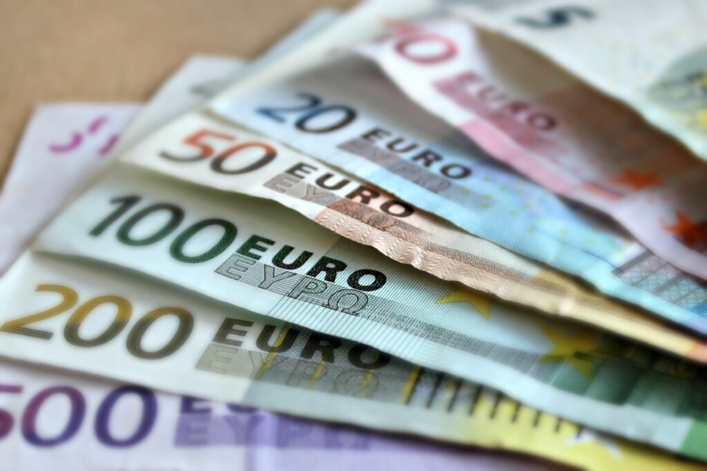 bank note 209104
